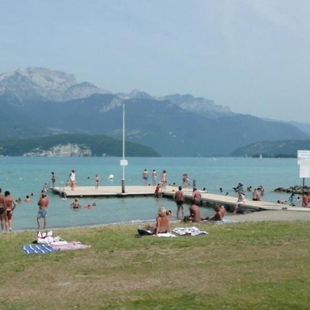 Chambre Privée 2 pas du lac chez l'habitant Sévrier Extérieur photo